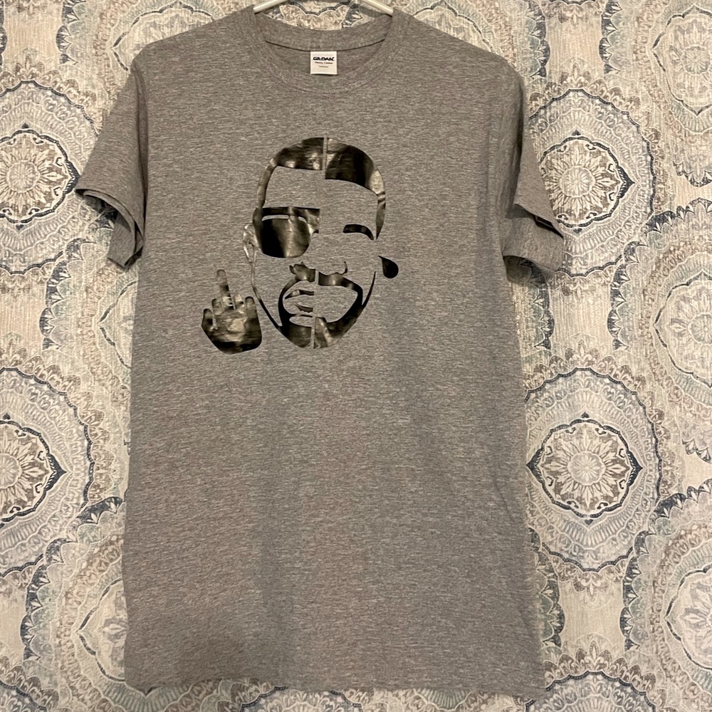 NWOT Ye & Drizzy 🇬🇧 Yeezy attitude with Drake feels 😎 grey custom t-shirt
